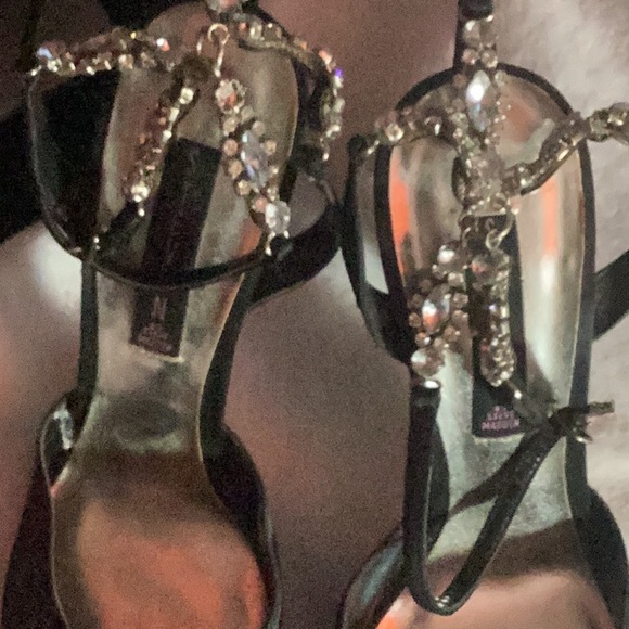 Steven! Satan 3 inch heel with a Crystal and satan crystal ankle strap. - Picture 2 of 5